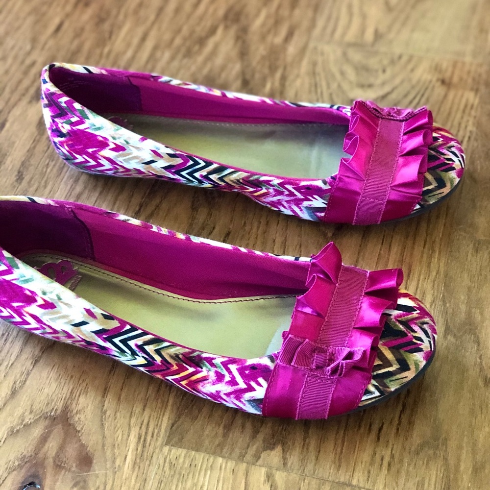 Lightly worn pink ruffle flats